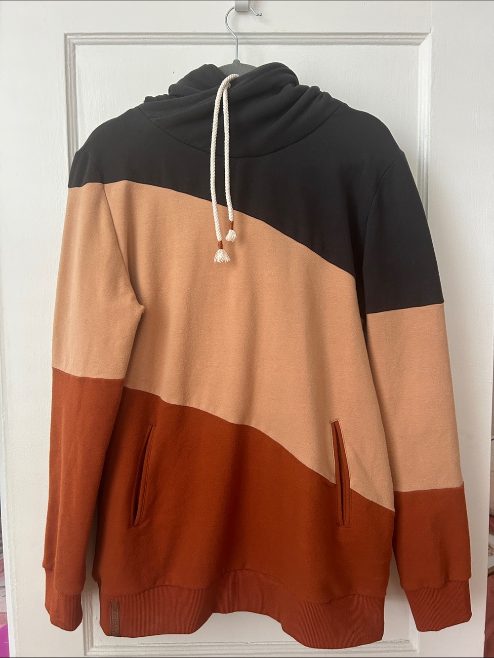 Women’s Colorblock Hooded Pullover Sweatshirt - Black, Beige & Rust